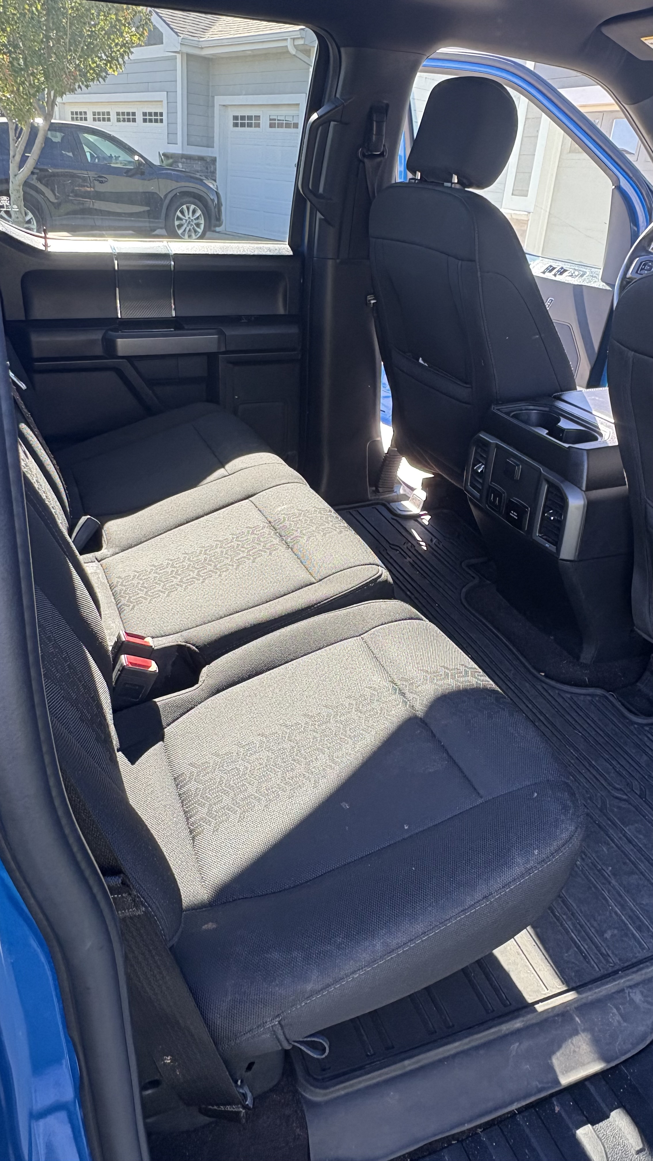 Used 2020 Ford F150 XLT w/ Equipment Group 302A Luxury AWD/4WD image 8