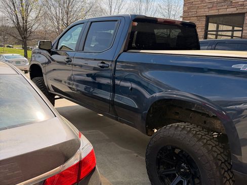 Used 2023 Chevrolet Silverado 1500 LT image 6