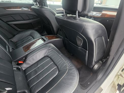 Used 2014 Mercedes-Benz CLS 550 4MATIC image 13