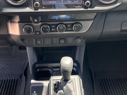 Used 2021 Toyota Tacoma SR AWD/4WD image 16