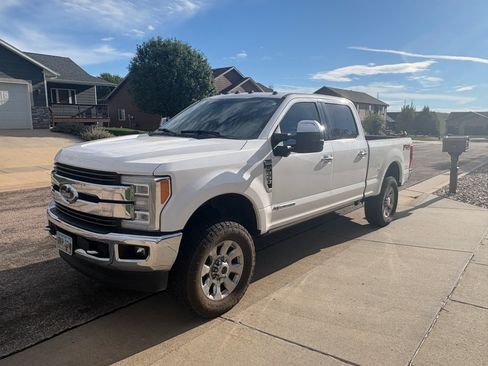 Used 2018 Ford F250 King Ranch w/ King Ranch Ultimate Package AWD/4WD image 1