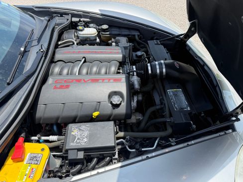 Used 2006 Chevrolet Corvette Convertible w/ Preferred Equipment Group RWD image 12
