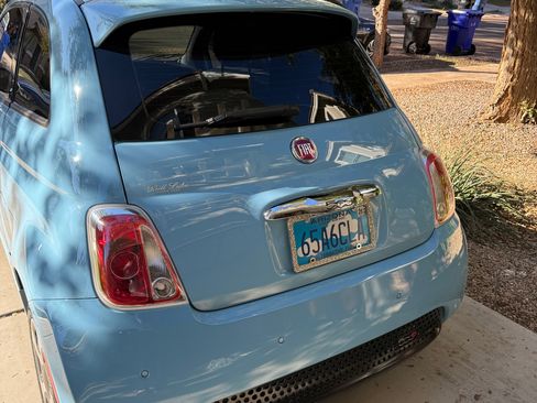 Used 2017 FIAT 500 e image 2