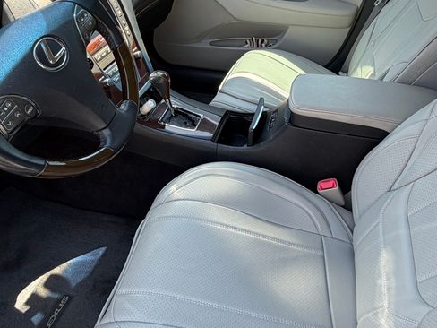 Used 2010 Lexus ES 350 FWD image 3