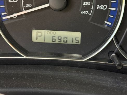 Used 2010 Subaru Forester 2.5X Limited AWD/4WD image 13