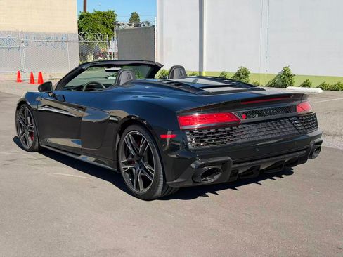 Used 2020 Audi R8 V10 performance image 4