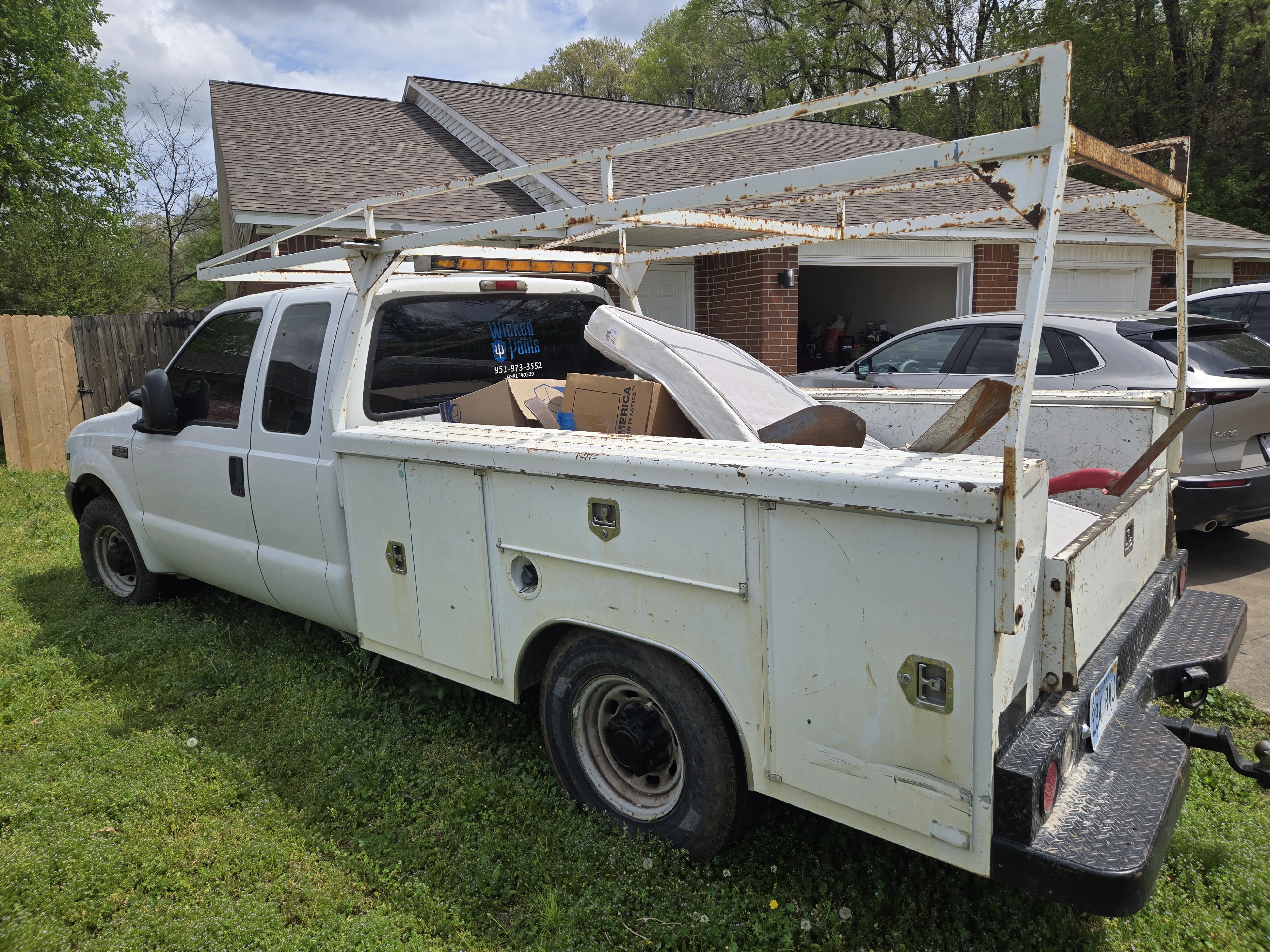 Used 2001 Ford F250 2WD SuperCab Super Duty image 8
