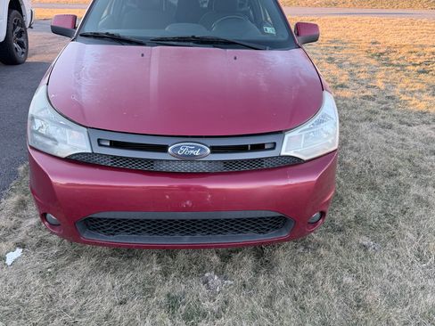 Used 2010 Ford Focus SE image 8