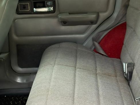 Used 1996 Jeep Cherokee 4WD 4-Door image 15