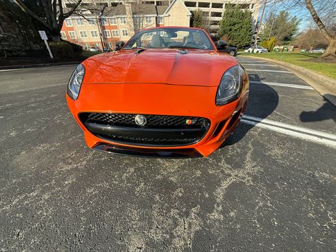 Used 2014 Jaguar F-TYPE S image 17