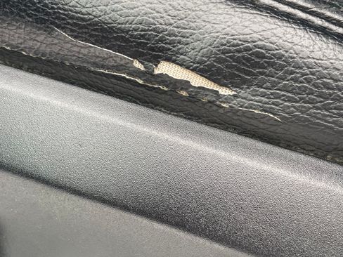 Used 2017 Ford Expedition XLT w/ Equipment Group 202A image 12