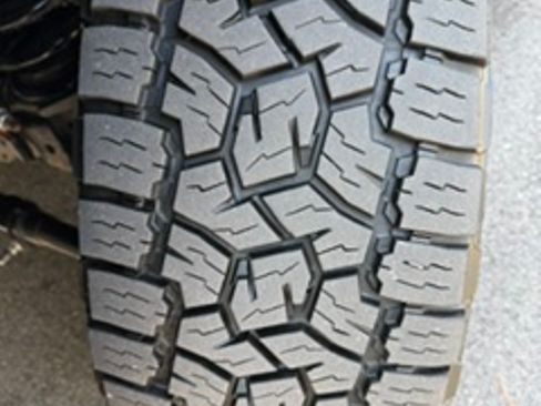 Used 2024 RAM 2500 Laramie w/ Night Edition AWD/4WD image 5