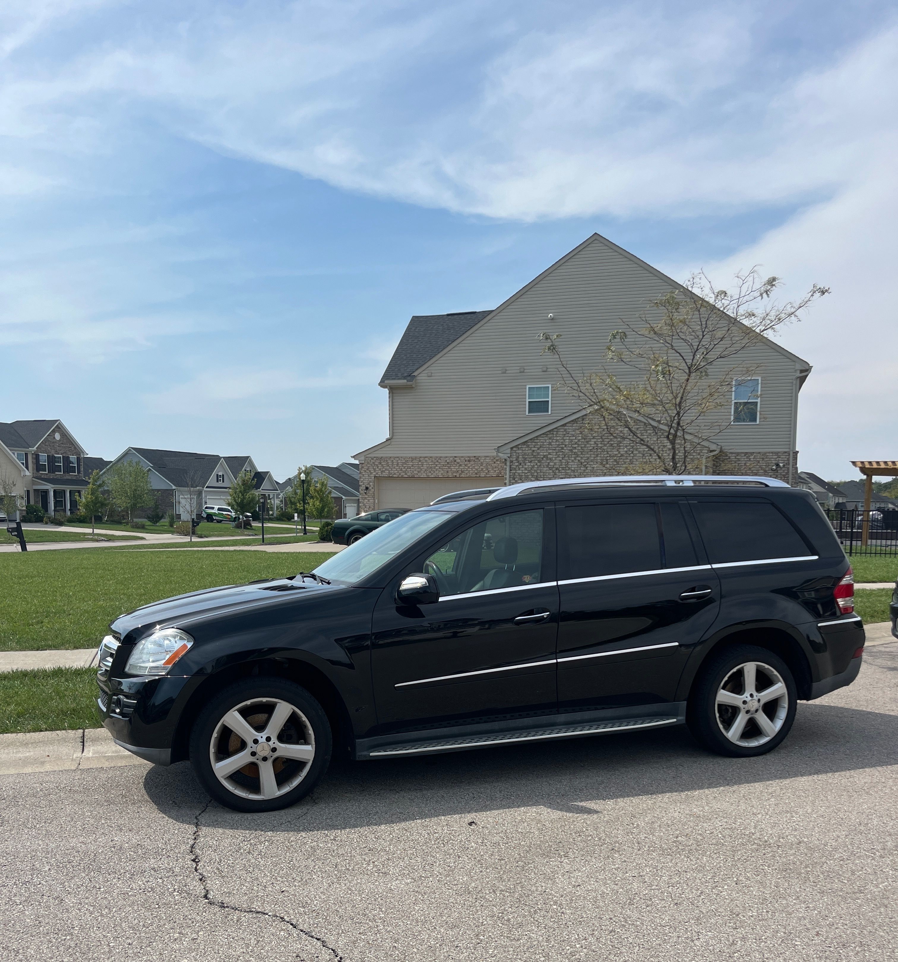Used 2009 Mercedes-Benz GL 450 4MATIC image 1
