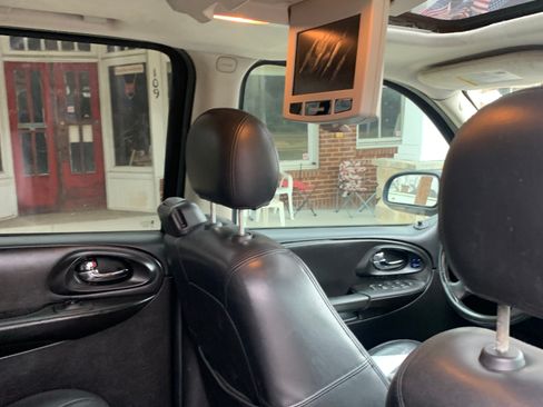 Used 2007 Chevrolet TrailBlazer SS image 13