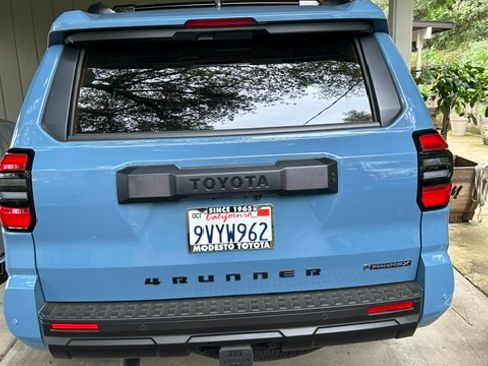 Used 2025 Toyota 4Runner TRD Off-Road Premium AWD/4WD image 12