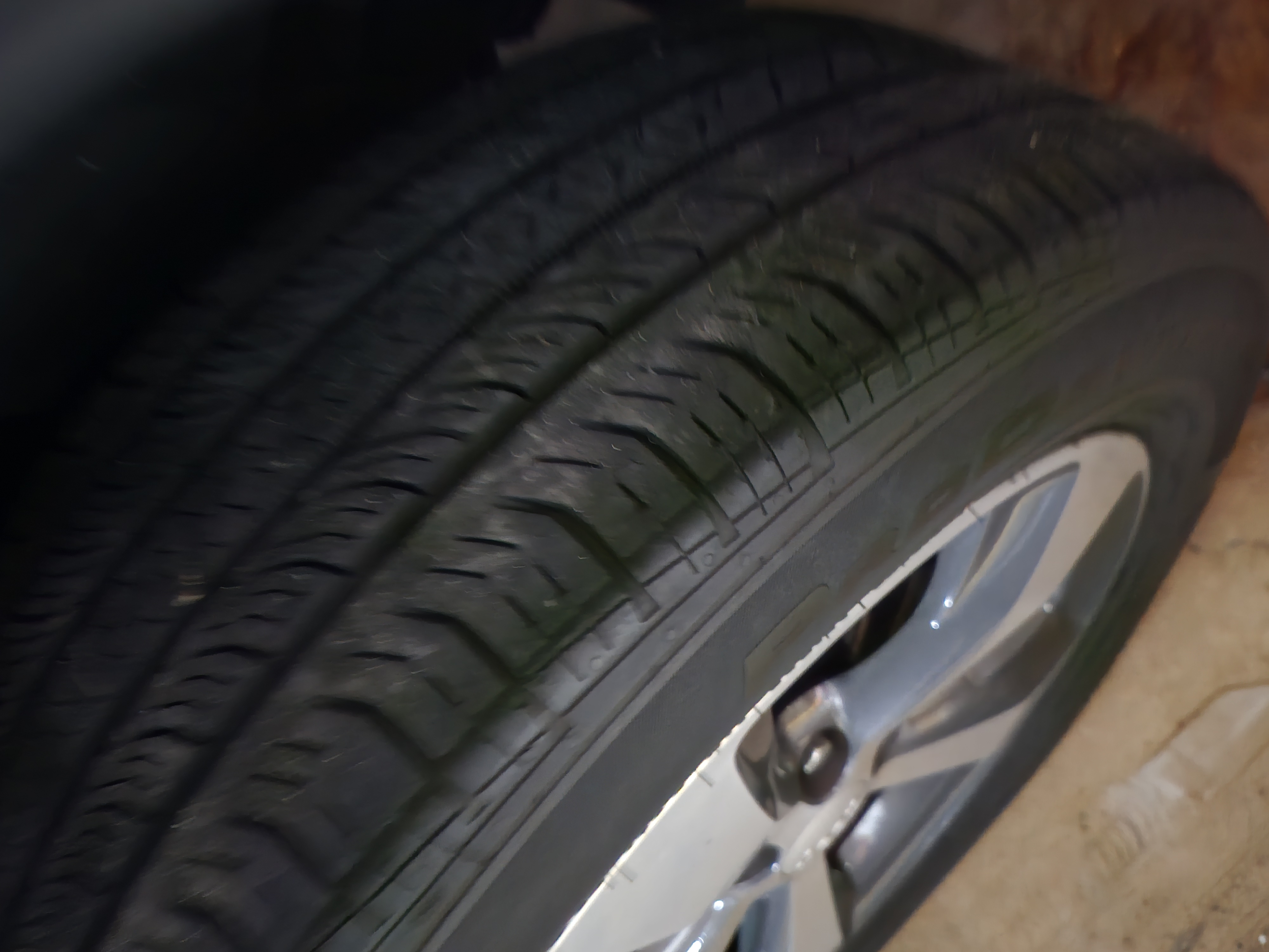 Used 2019 Jeep Cherokee Limited AWD/4WD image 14