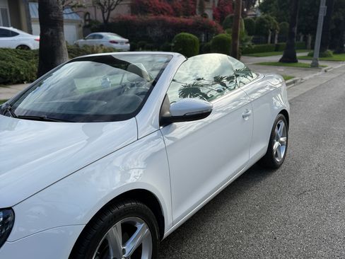 Used 2012 Volkswagen Eos Lux image 6