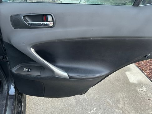 Used 2006 Lexus IS 350 image 17