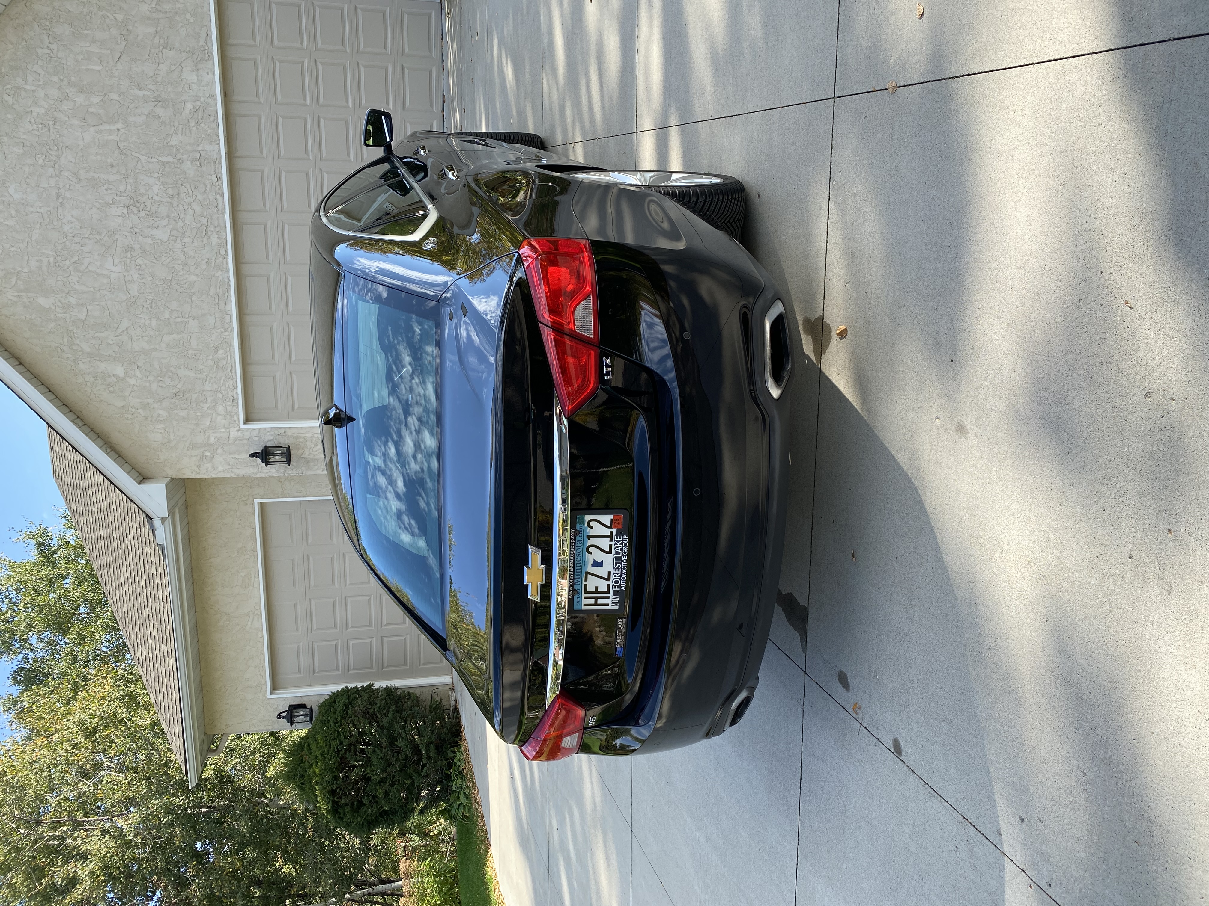 Used 2015 Chevrolet Impala LTZ FWD image 6