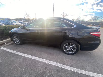 Used 2017 Toyota Camry SE