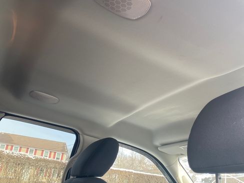 Used 2011 RAM 1500 Classic SLT w/ Technology Group image 14