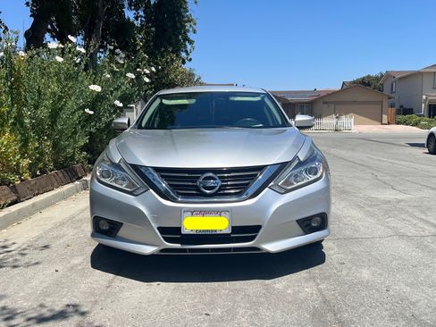 Used 2018 Nissan Altima 2.5 SL image 1