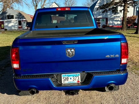 Used 2017 RAM 1500 Express image 5