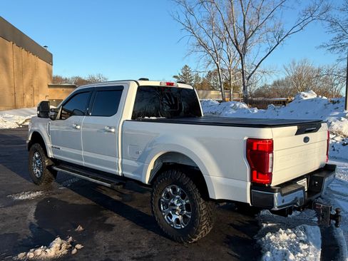 Used 2022 Ford F250 Lariat w/ Lariat Ultimate Package image 4