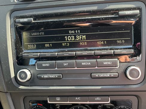 Used 2013 Volkswagen GTI Wolfsburg Edition image 5