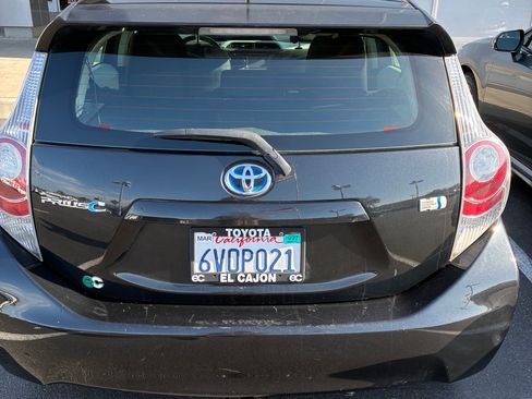 Used 2012 Toyota Prius C Three FWD image 5
