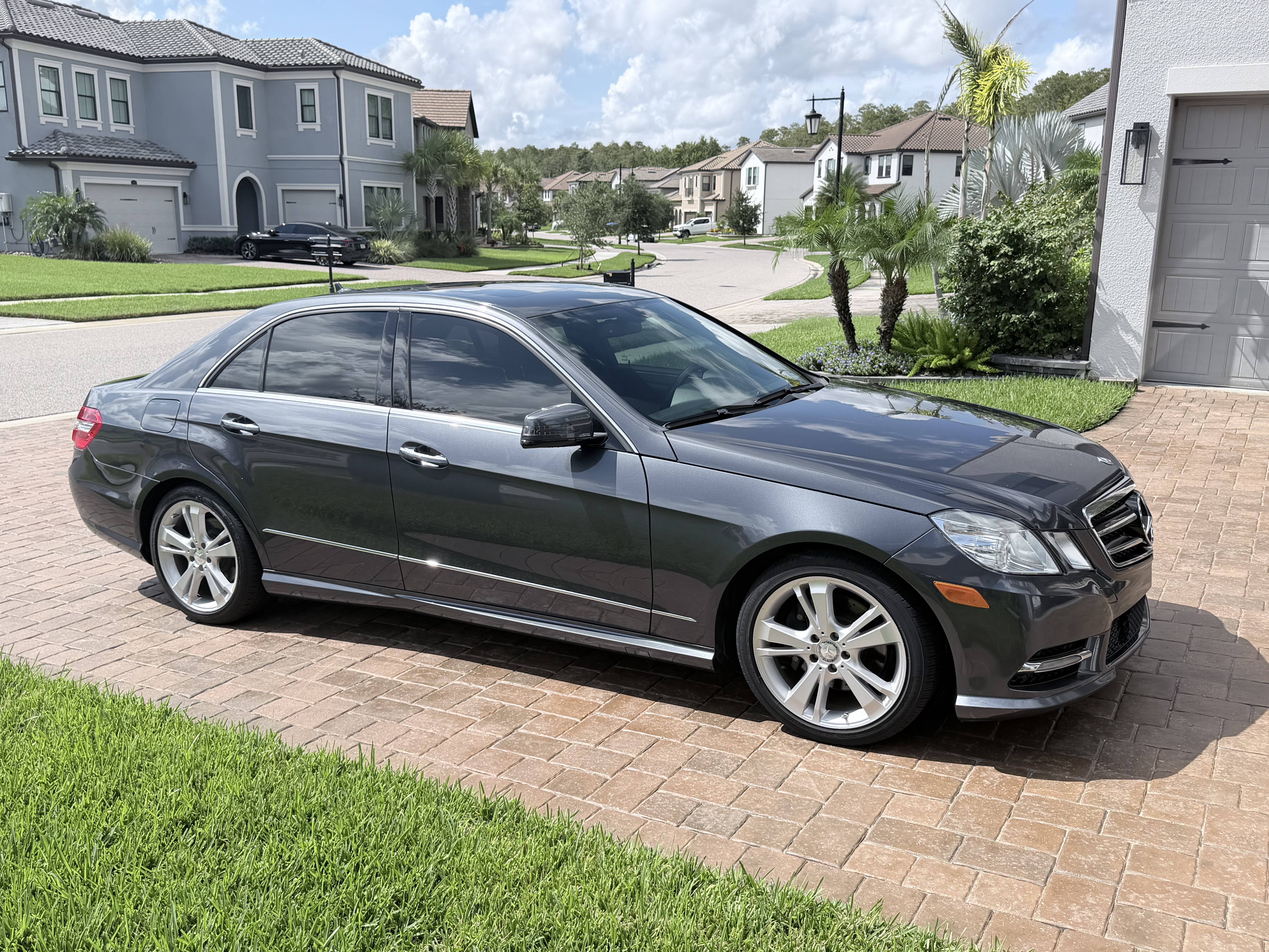 Used 2013 Mercedes-Benz E 350 Sedan image 5