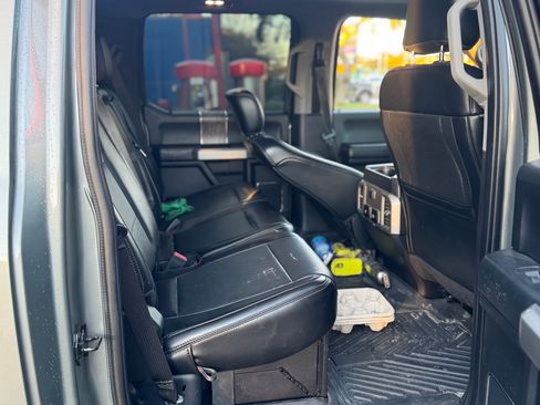 Used 2019 Ford F250 Lariat w/ Lariat Ultimate Package image 9