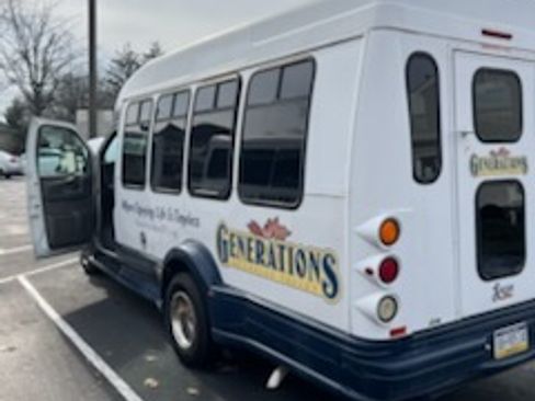 Used 2004 GMC Savana 3500 image 4