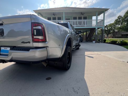 Used 2020 RAM 3500 Laramie AWD/4WD image 20