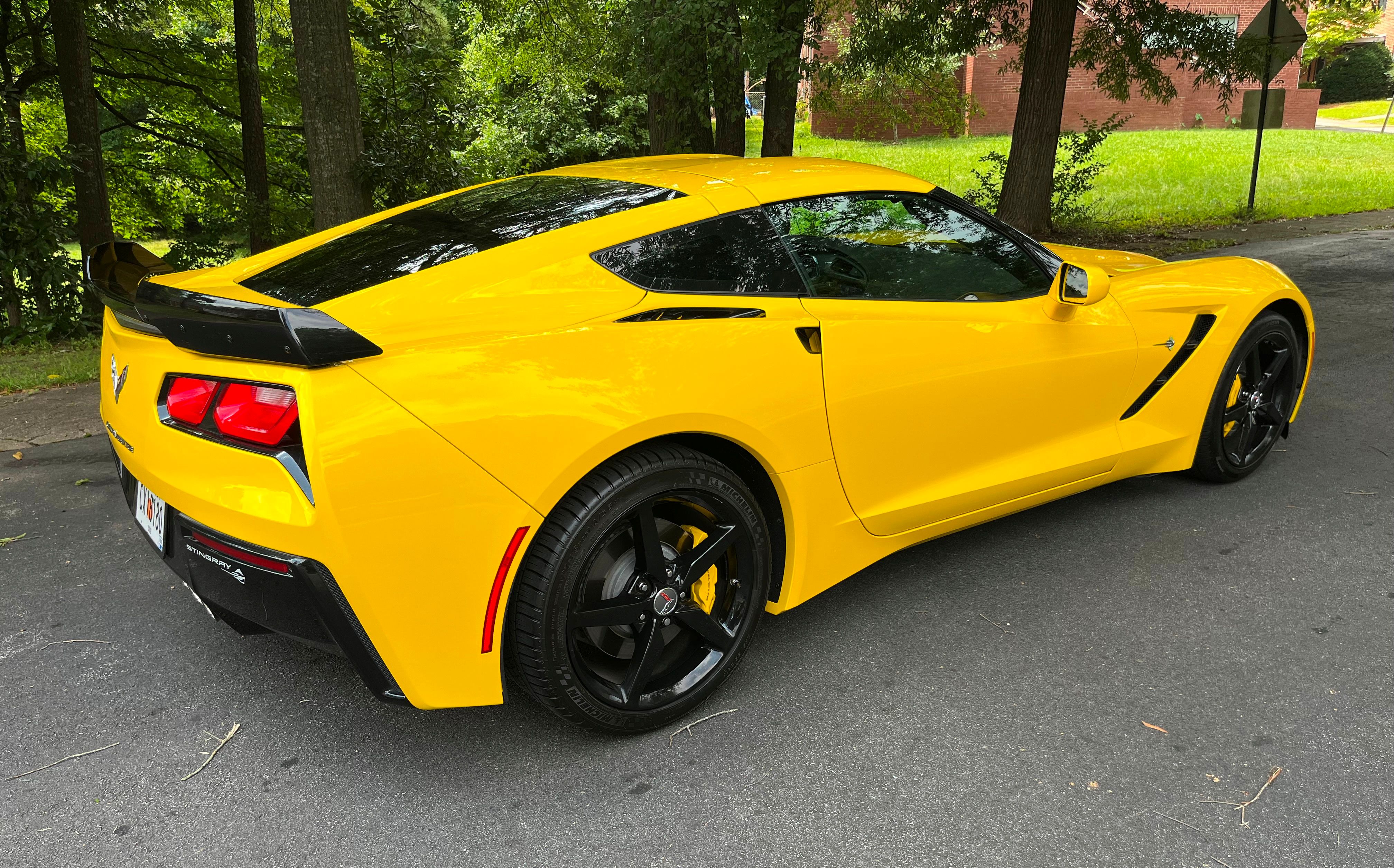 Used 2014 Chevrolet Corvette Stingray Coupe w/ 2LT Preferred Equipment Group RWD image 6