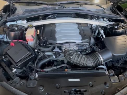 Used 2020 Chevrolet Camaro SS image 11