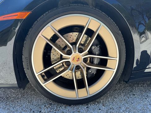 Used 2025 Porsche 911 Carrera image 10