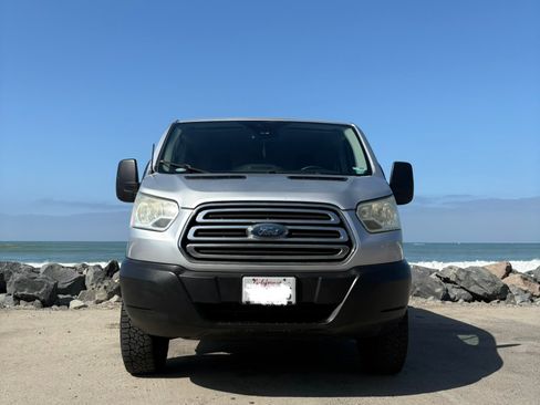 Used 2016 Ford Transit 350 XLT RWD image 5