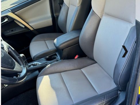 Used 2015 Toyota RAV4 Limited image 7