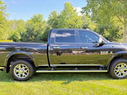 Used 2016 RAM 2500 Limited AWD/4WD image 6