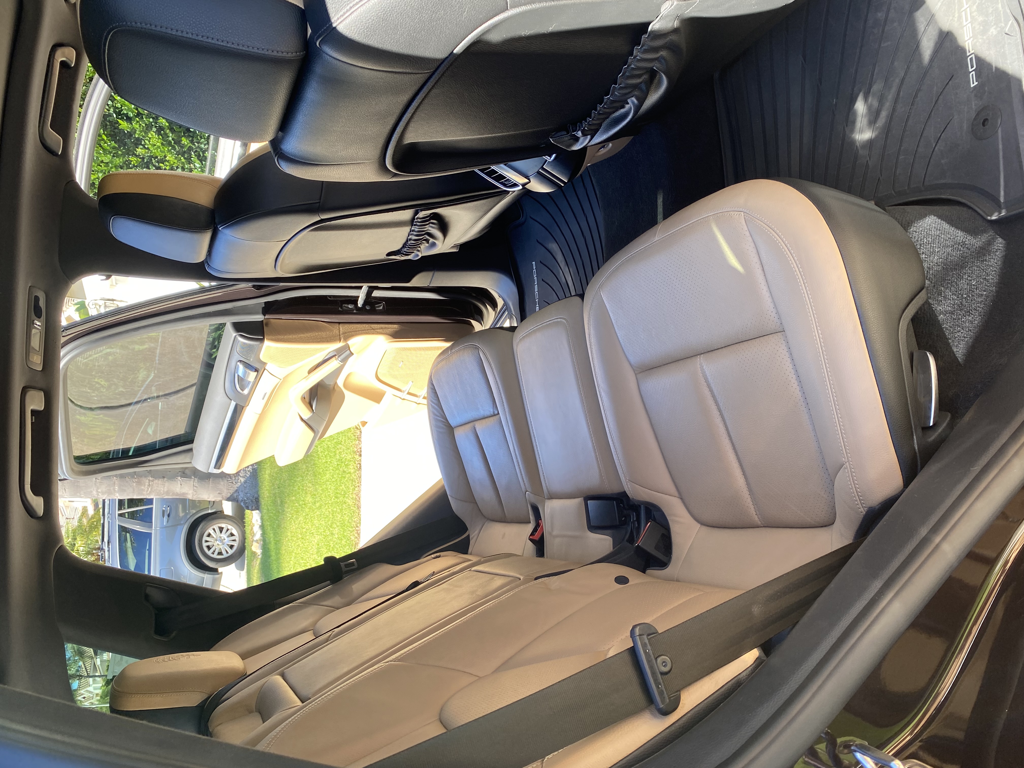 Used 2014 Porsche Cayenne AWD/4WD image 19