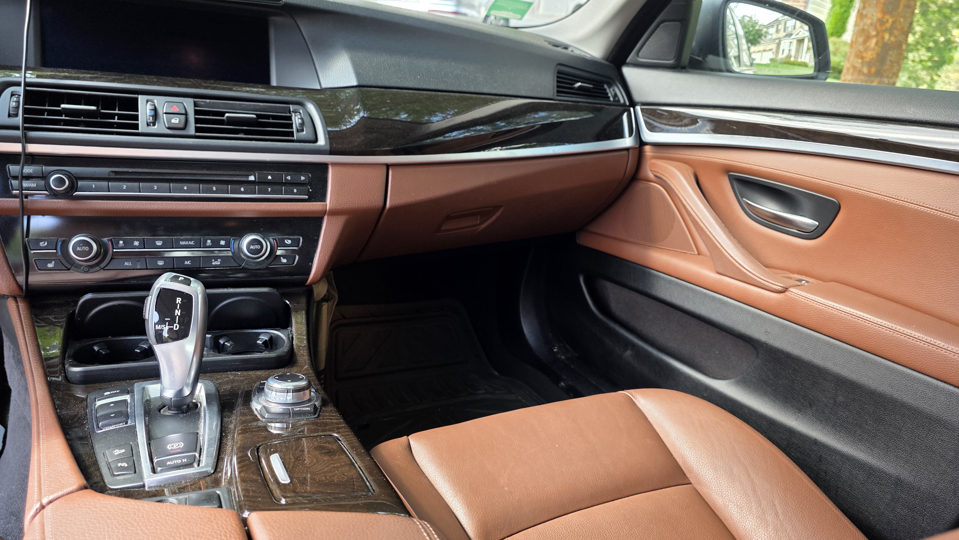 Used 2013 BMW 535i xDrive Sedan AWD/4WD image 6