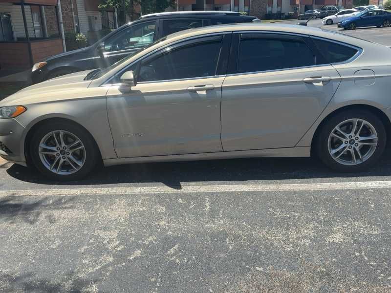 Used 2015 Ford Fusion Titanium FWD image 1
