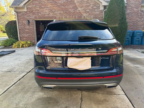 Used 2020 Lincoln Nautilus Reserve image 6