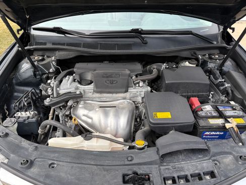 Used 2013 Toyota Camry LE image 8