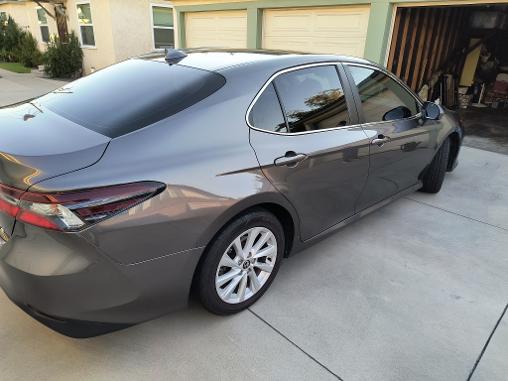Used 2021 Toyota Camry LE w/ Carpet Mat Package (TMS) FWD image 6