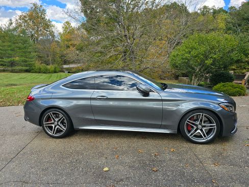 Used 2018 Mercedes-Benz C 63 AMG S image 2