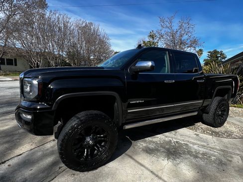 Used 2016 GMC Sierra 1500 Denali w/ Enhanced Driver Alert Package image 11