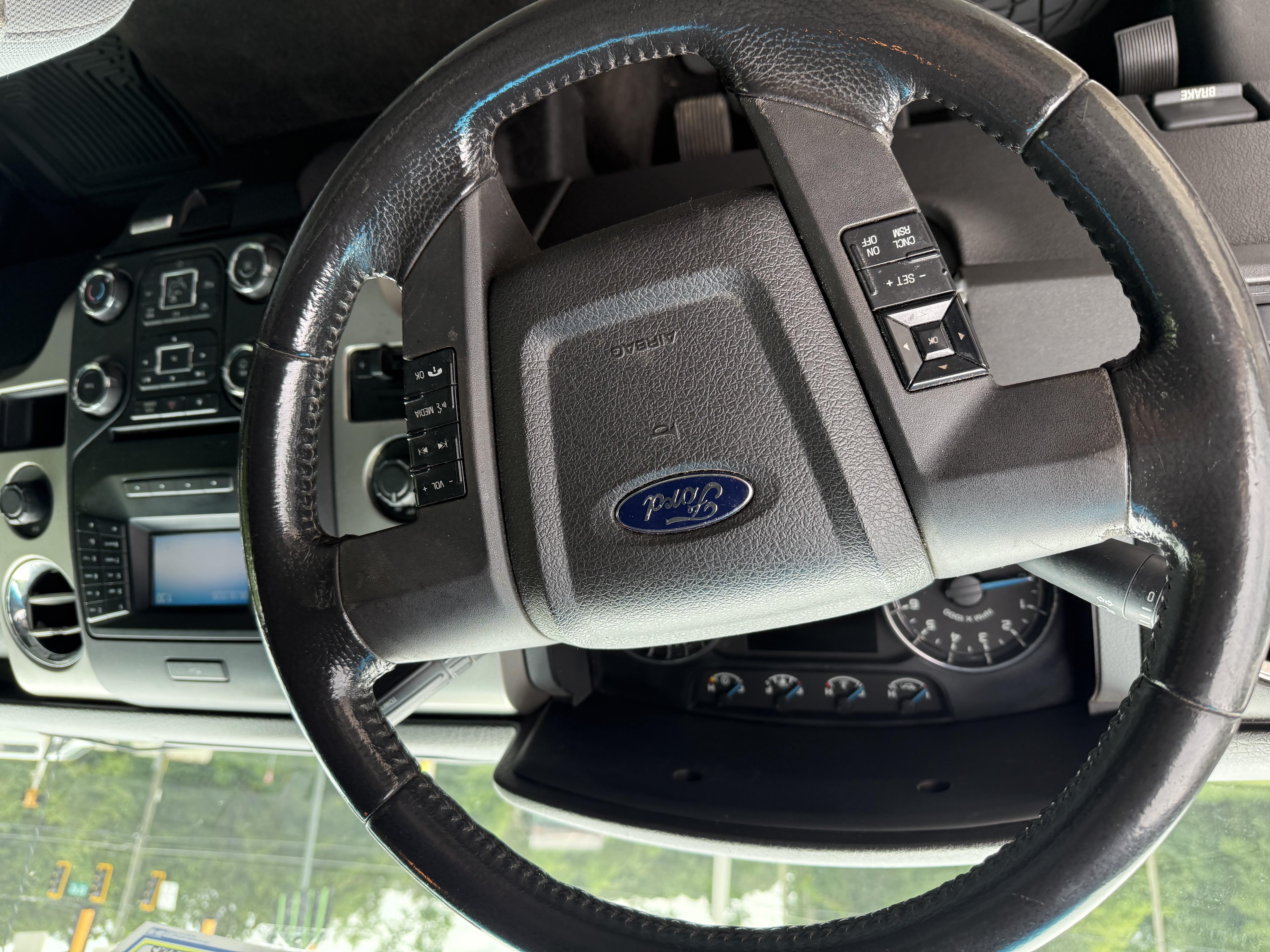Used 2013 Ford F150 XLT w/ Luxury Equipment Group RWD image 5