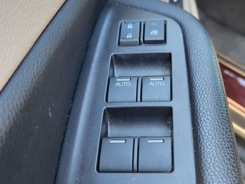 Used 2020 Honda Pilot Touring image 28